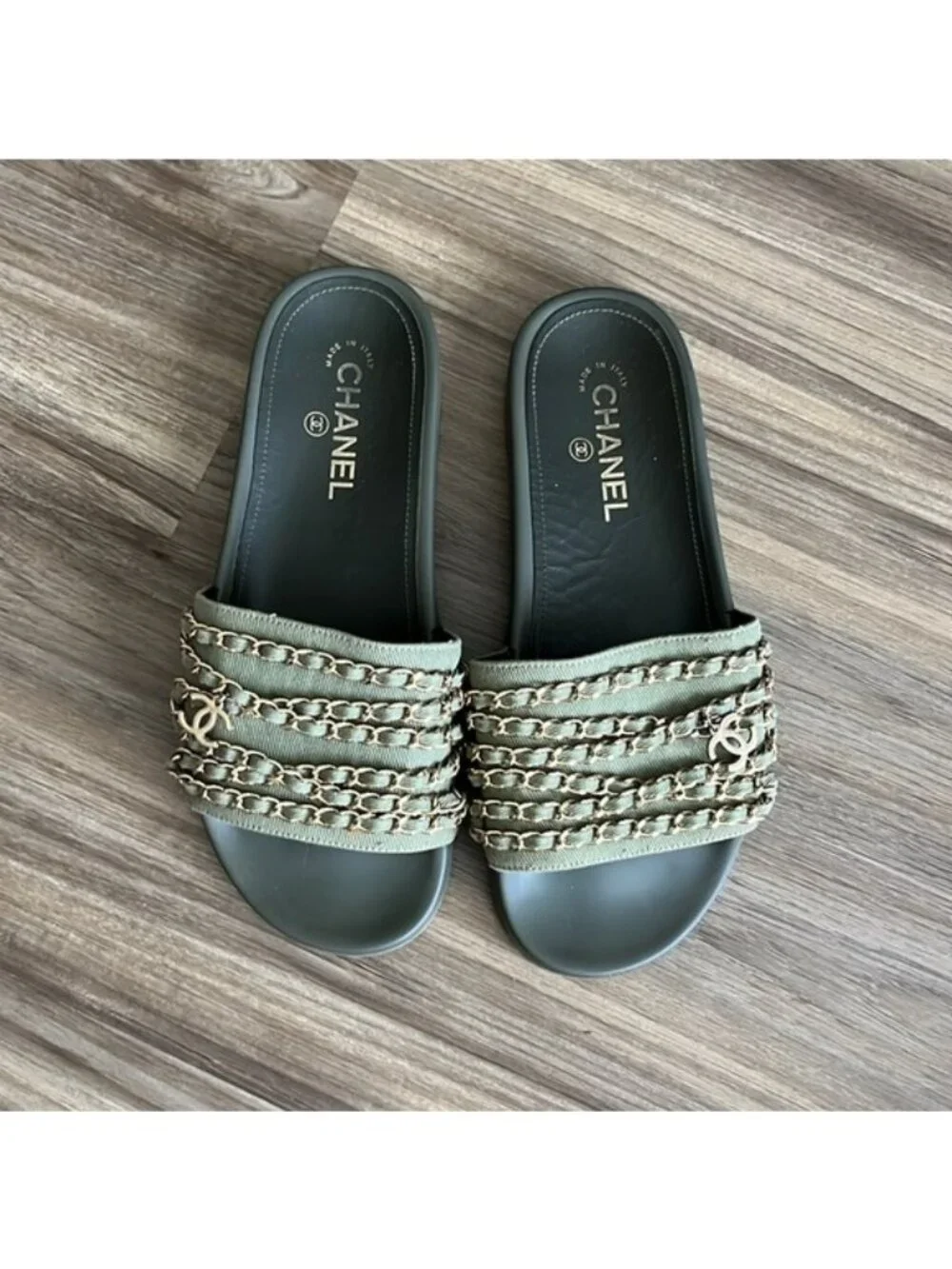 CHANEL RESORT 17 Chain Slide Mule Army Gold Sandals Dangle CC Logo Leather Sanda